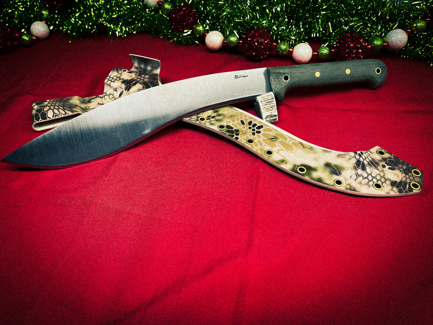 Nich's Knifemas Design